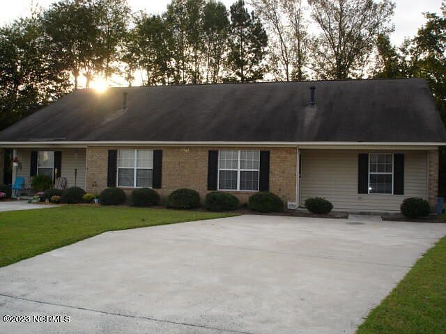 1st image of 3308 B Moseley Dr