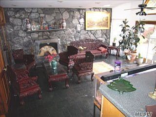 4th image of 3461 Howard Blvd