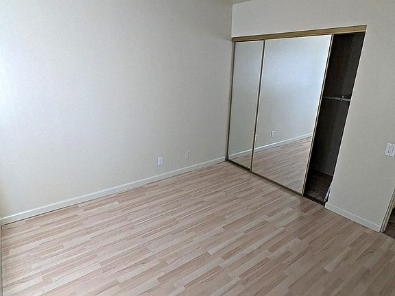 5th image of 821 E Vista Chino APT 2