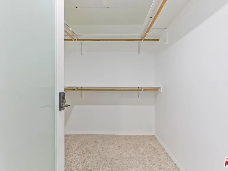 225 S Hamilton Dr #106 — Photo 25