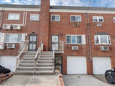 909 Vincent Avenue, Bronx, NY, 10465