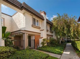 5672 Eastbourne Walk, Westminster, CA 92683