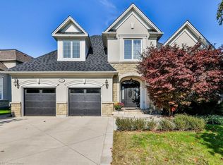 559 Canyon St, Mississauga, ON L5H4L8