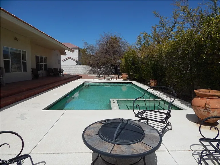 1320 Crystal Valley Dr — Photo 27