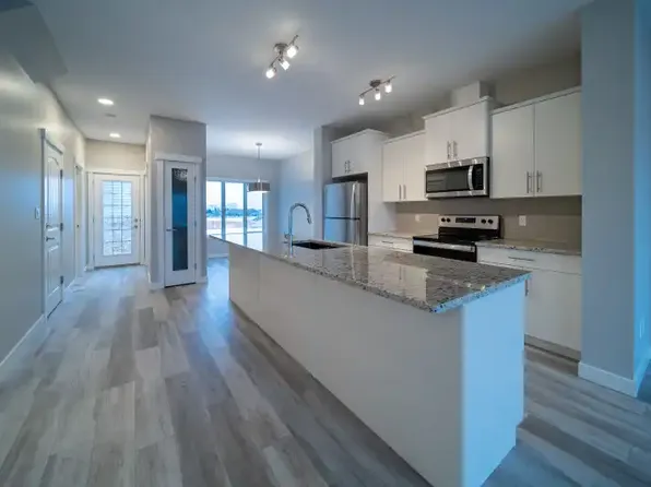 6609 64th Ave #1A, Beaumont, AB T4X 2P6