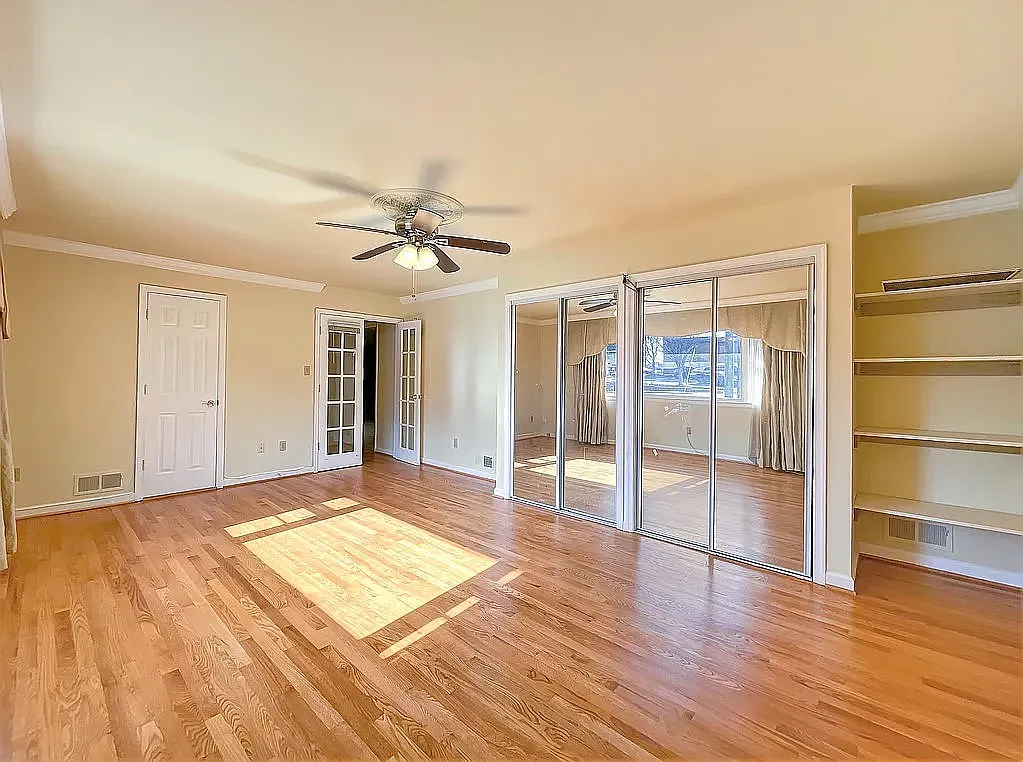 1 bed, $1,200 — Photo 1