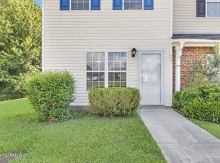 1201 Timberlake Trl, Jacksonville, NC 28546
