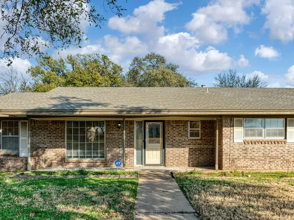 1605 Arrowhead Dr, Pantego, TX 76013