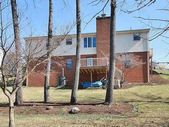 4th image of 8130 Waterfall Dr