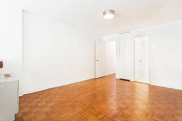 Rented by Mirador Real Estate | media 5