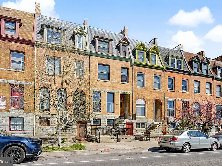 1625 Saint Paul St — Photo 1