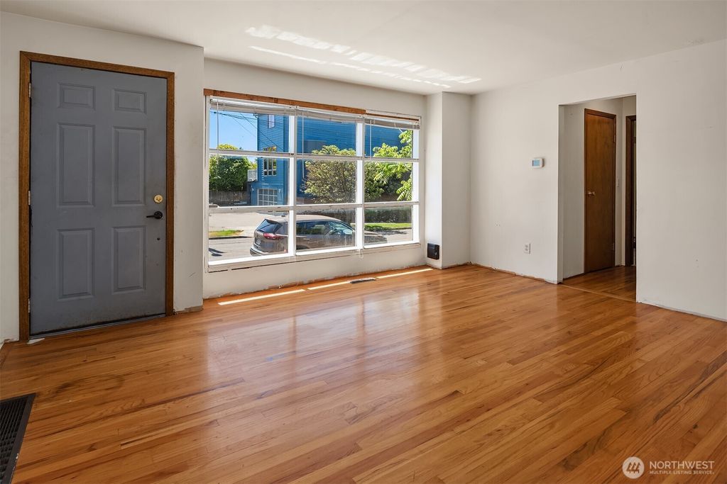 2816 NW 80th Street, Seattle, WA - View 4