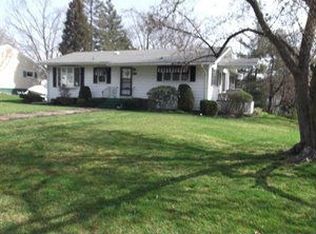 402 Lone Pine Ter, Elmira, NY