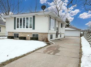 1133 Taft Ave, Oshkosh, WI 54902