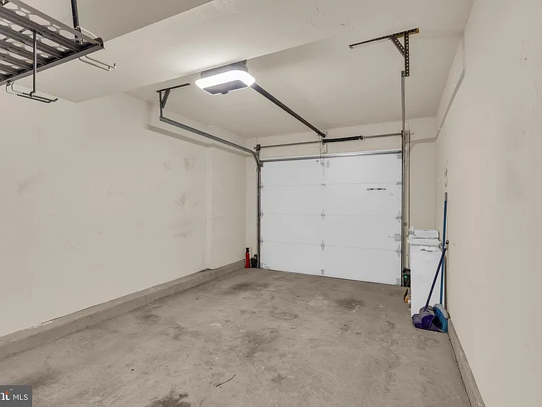 9902 Michael Schar Ct — Photo 36