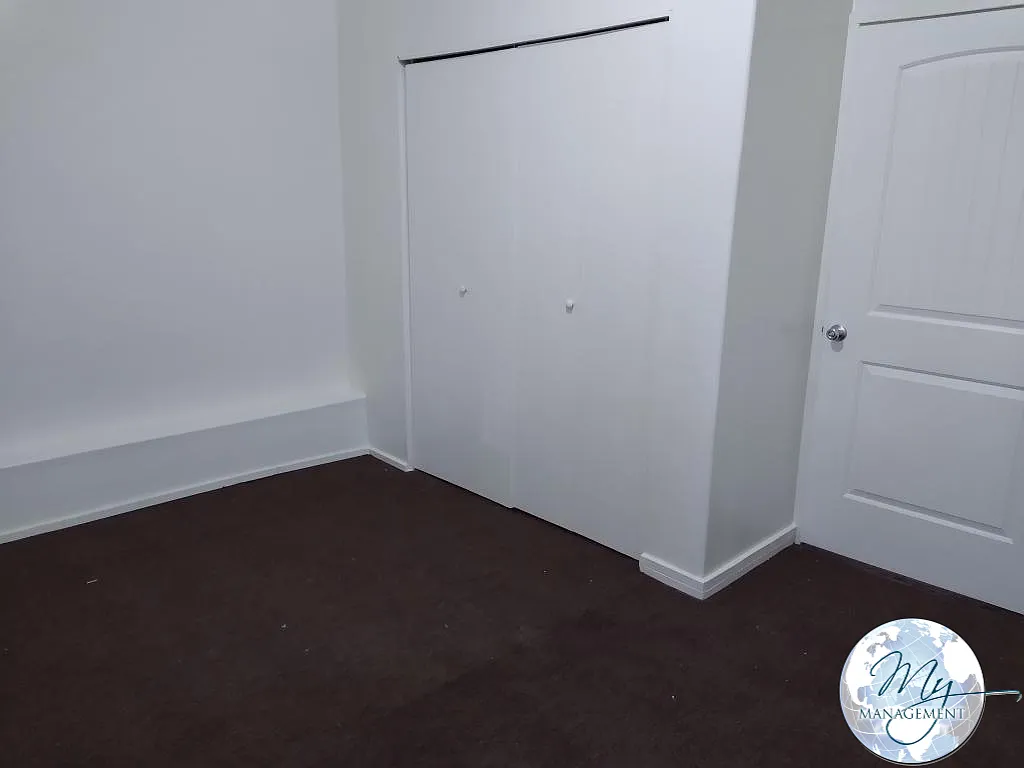 $940 | 3-bed 1-bath House | 118 7th Ave S #2 | Buhl, ID — Photo 4
