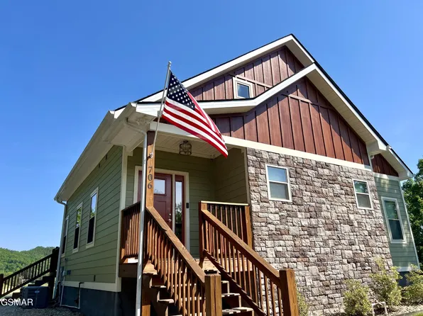 706 Fairgarden Cir, Sevierville, TN 37876