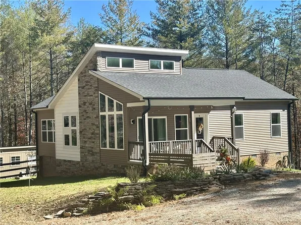 85 Mallie Drive, Piney Creek, NC 28663