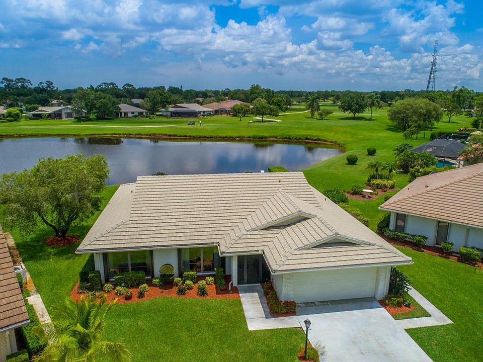 1st image of 2265 SW Creekside Dr