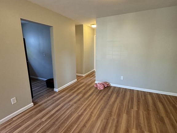 3rd image of 212 Maryland Ave #1A