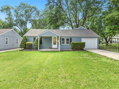 411 SW 9th St, Blue Springs, MO, 64015