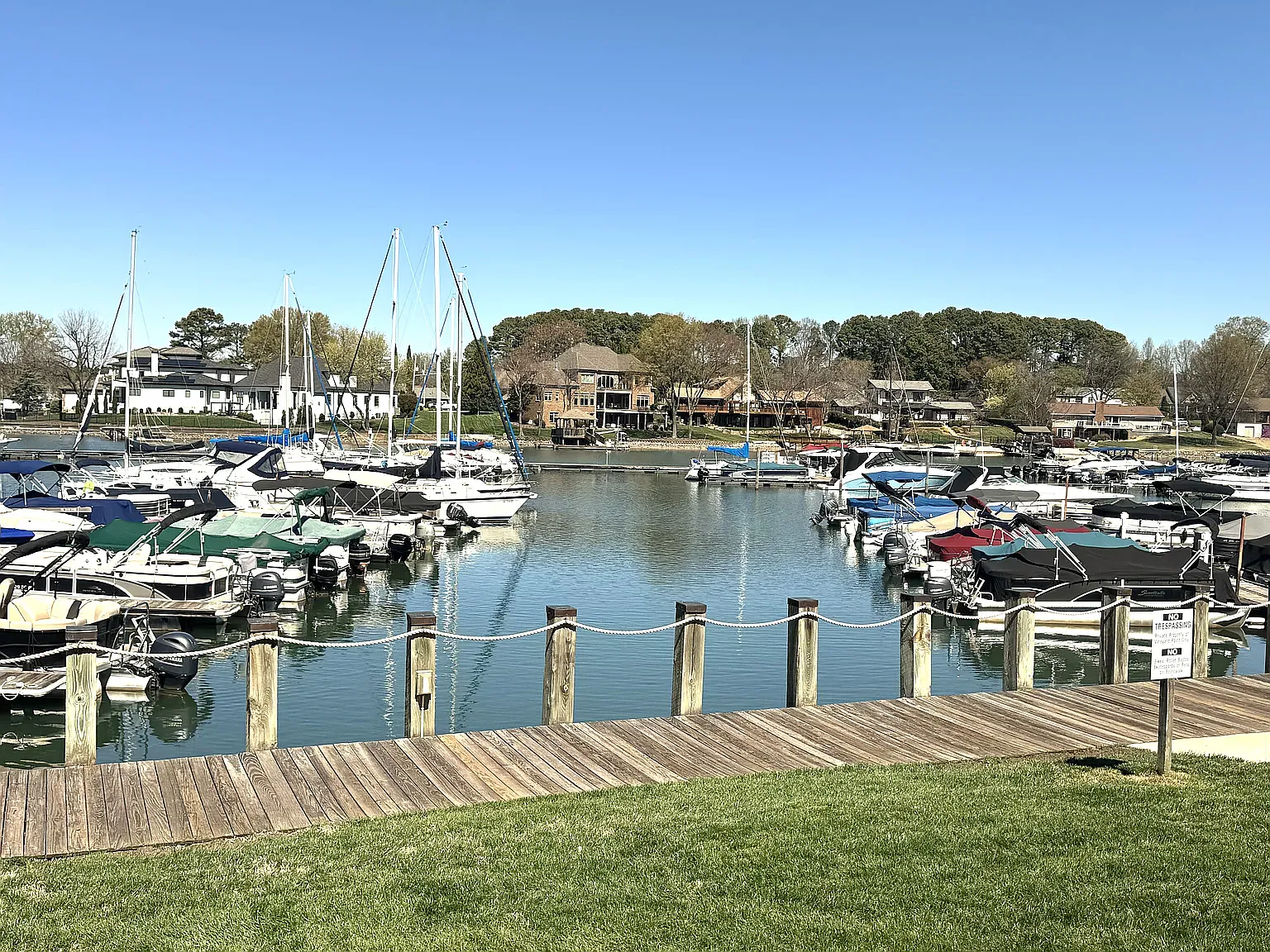 2 bed, 868 sqft, $2,400 — Photo 4