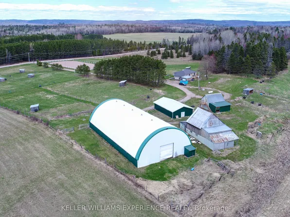 744 Trunk Rd, Bonfield, ON P0H 2E0