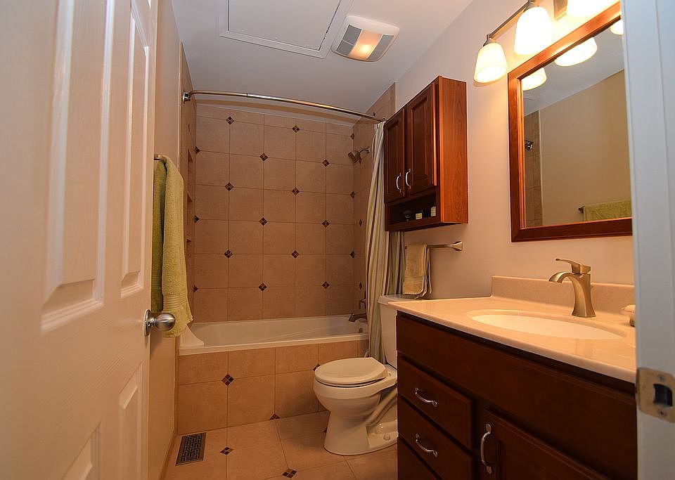 1st image of 1308 Darnell Dr