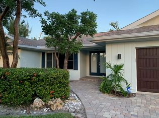 9468 Peaceful Dr, Sanibel, FL 33957