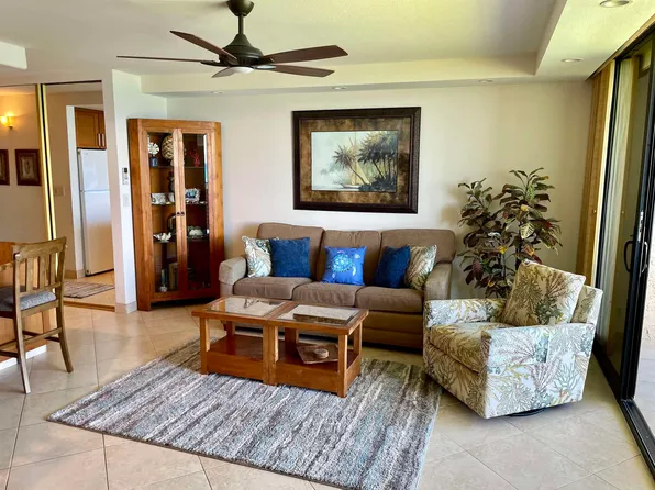 3543 Lower Honoapiilani Rd #L205, Lahaina, HI 96761