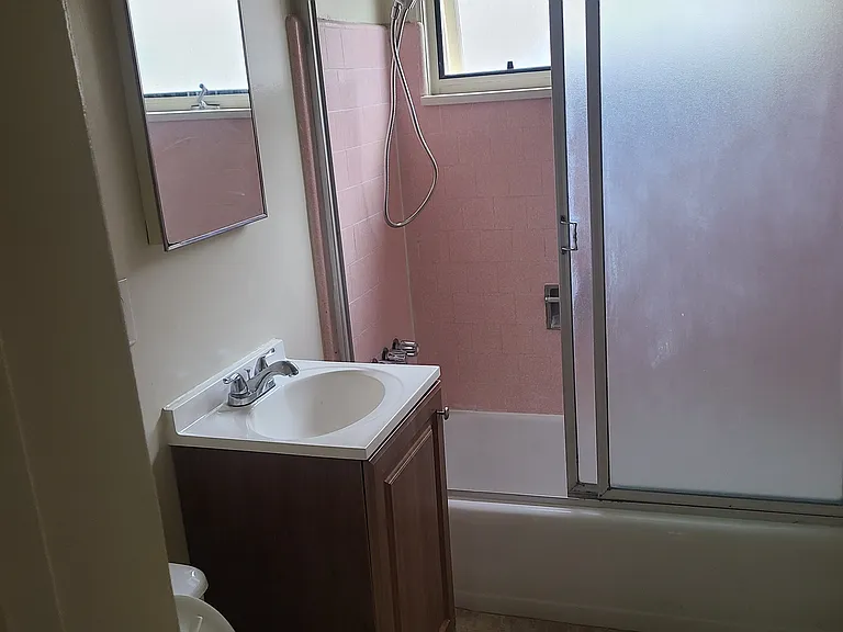 2414 Hadley Ln #C — Photo 14