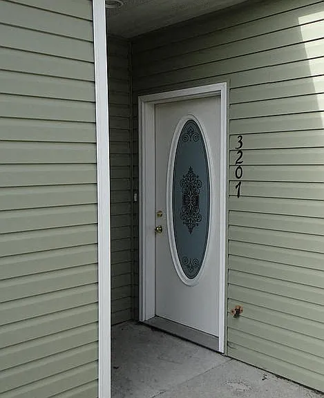 Courtyard Townhomes Front Entrance