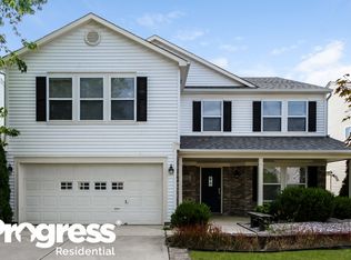 5676 N Jamestown Dr, McCordsville, IN 46055