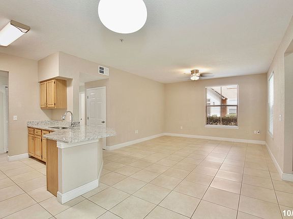 4th image of 5955 Westgate Dr APT 1612