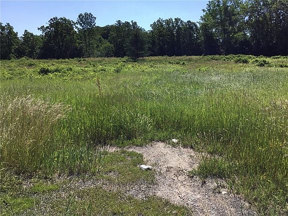 2nd image of 2457 County Road 28