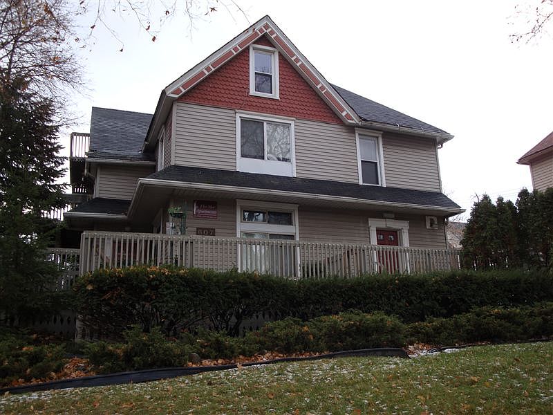 607 house