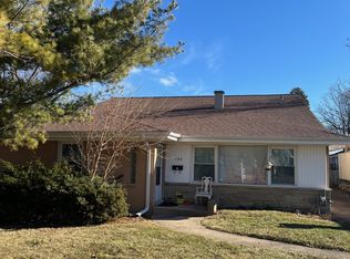 107 N Pierce Ave, Wheaton, IL 60187