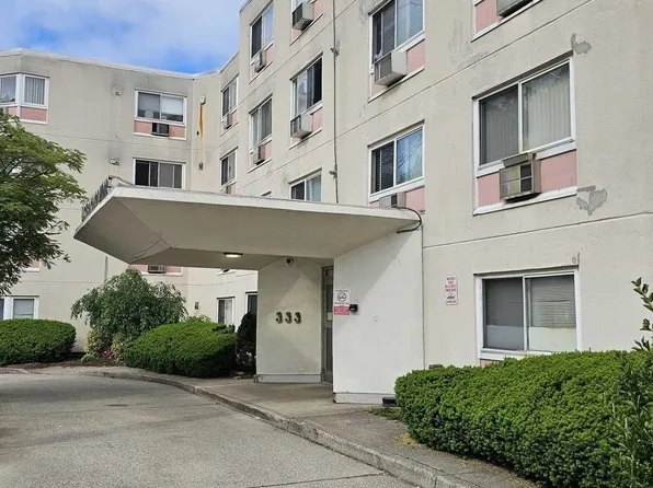 333 Grand Ave APT 1I, Palisades Park, NJ 07650