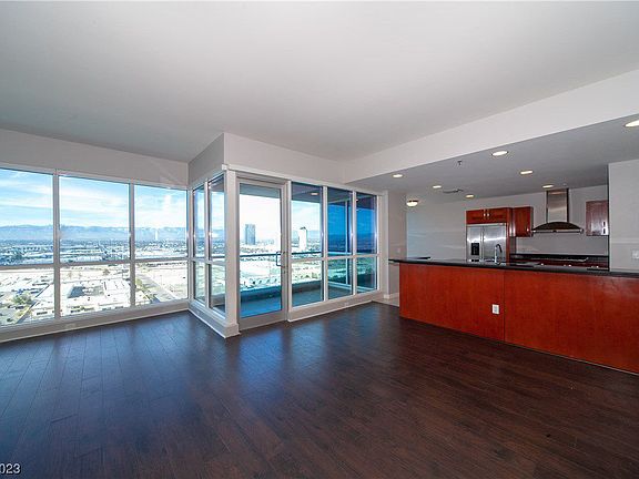 2nd image of 4525 Dean Martin Dr Unit 2006