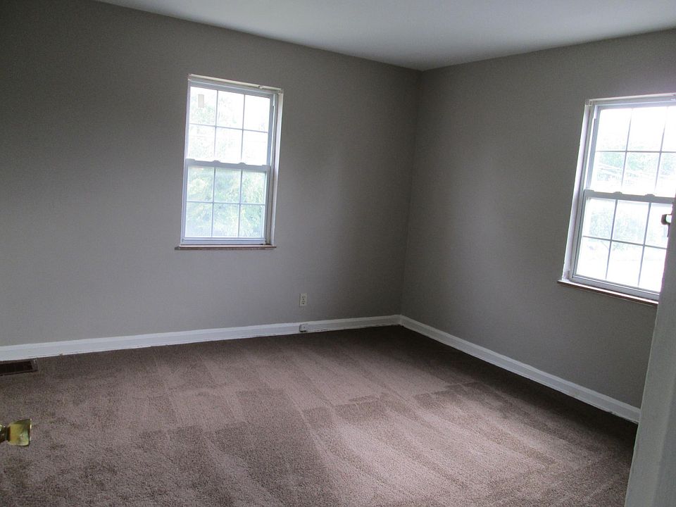 Large bedroom
