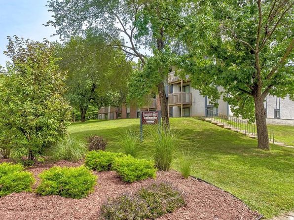 Hampton Court Apartments | 9715 E 35th Ter S, Independence, MO