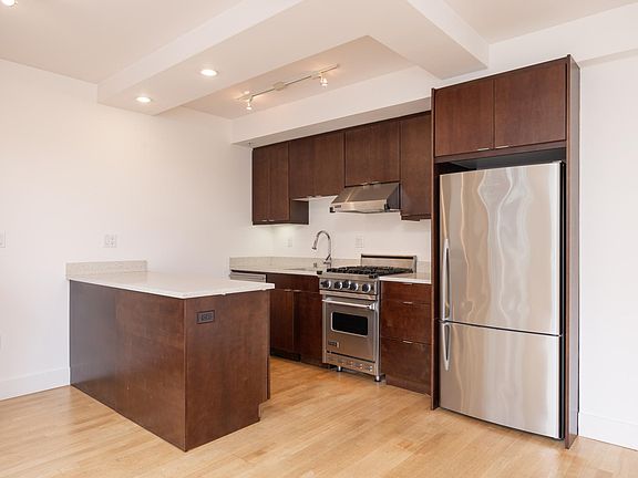 2nd image of 1635 California St APT 25