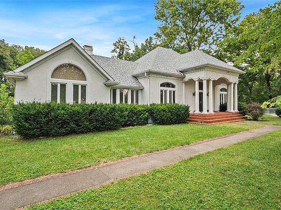 4th image of 1432 Saddlewood Dr