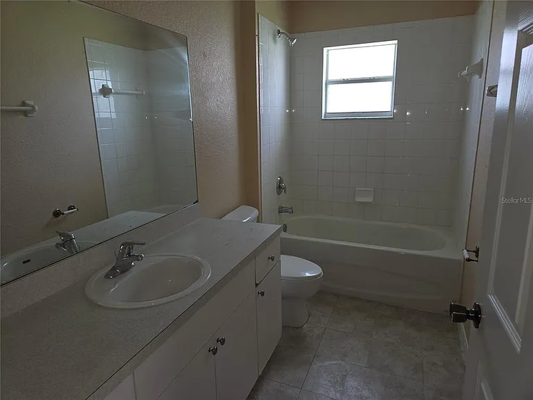 8 Sawfish Ct — Photo 9