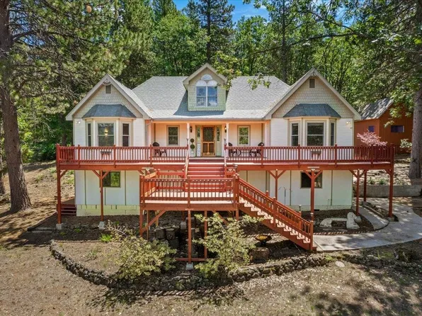 10726 Shadow Wood Ln, Weed, CA 96094