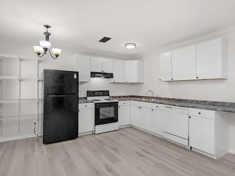 131 Bayou View Dr #D — Photo 10