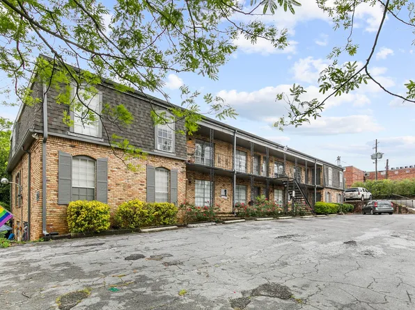 Donegal Place, 2964 Rhodes Cir #1, Birmingham, AL 35205