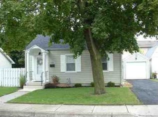 935 Liberty St, Findlay, OH 45840