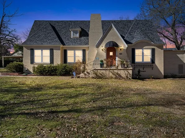 505 Aden Dr, Longview, TX 75602