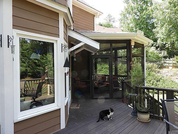 Partial Deck& Screened Porch